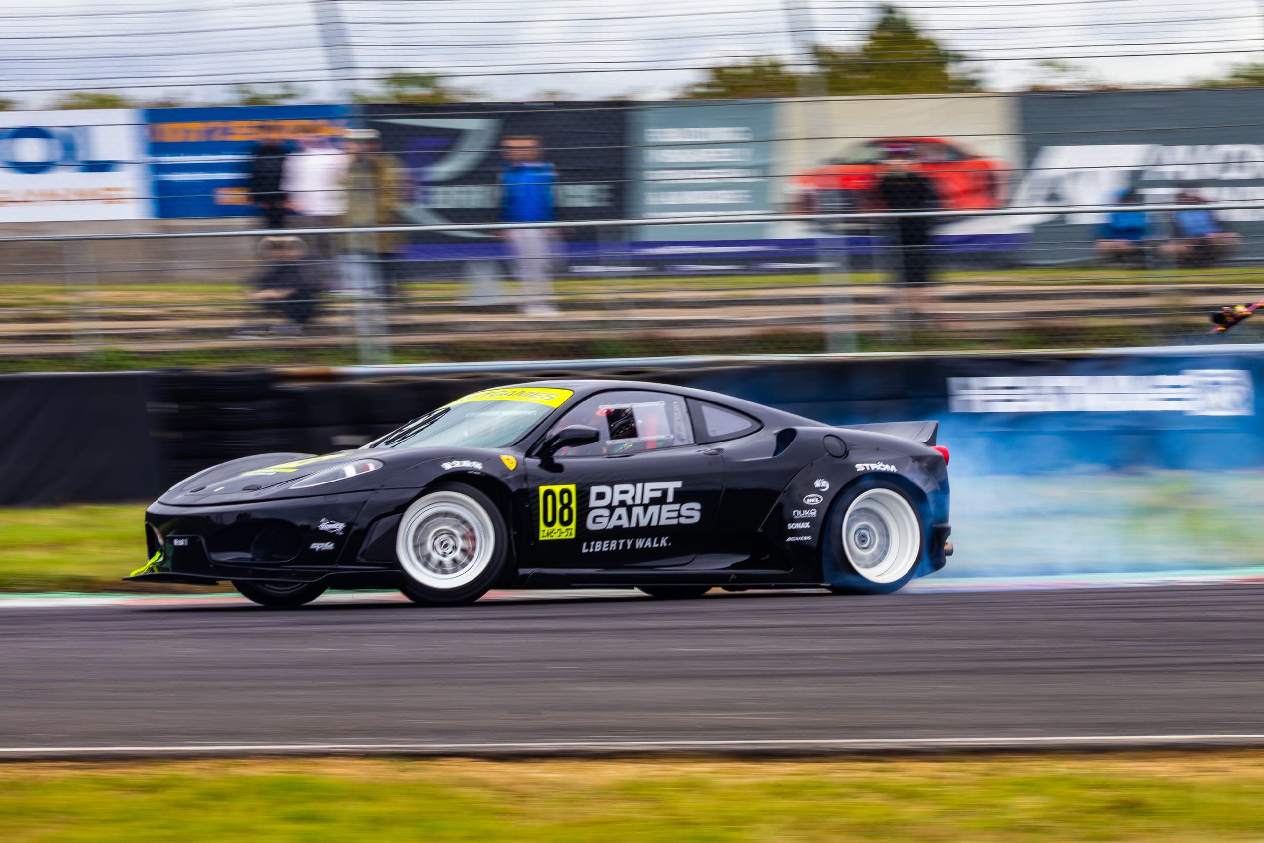 DriftGames Ferarri drifting at AdamLZ World Tour 2026