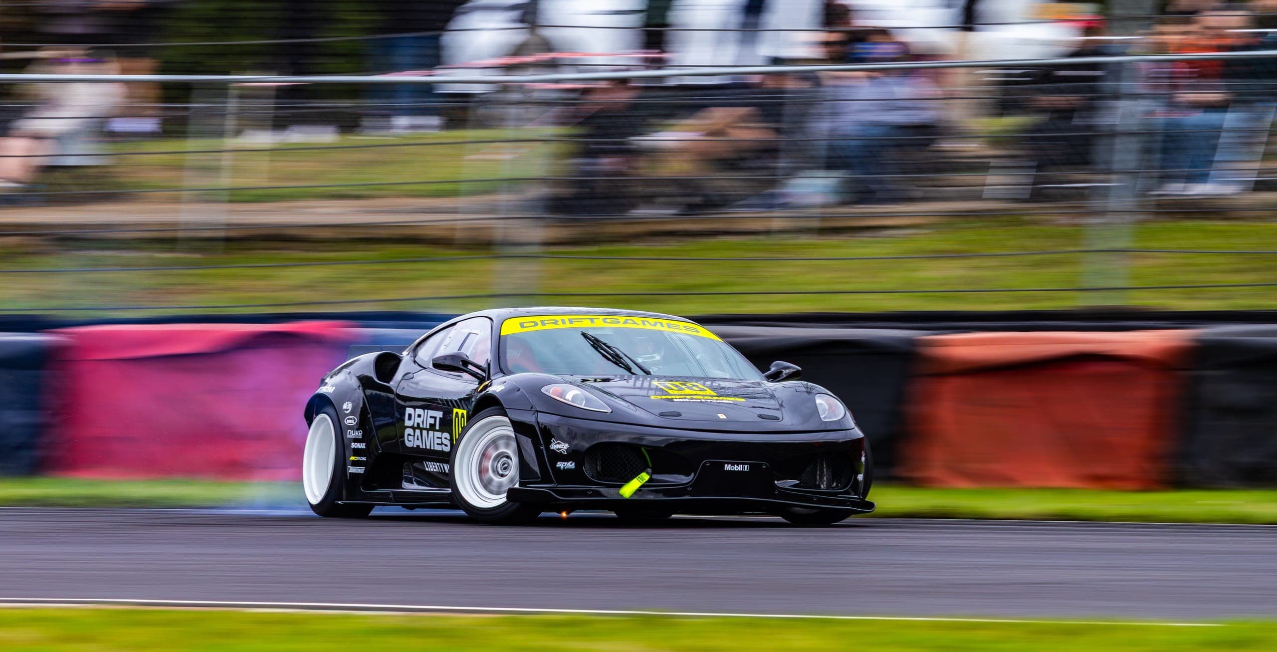 DriftGames Ferarri drifting at AdamLZ World Tour 2026